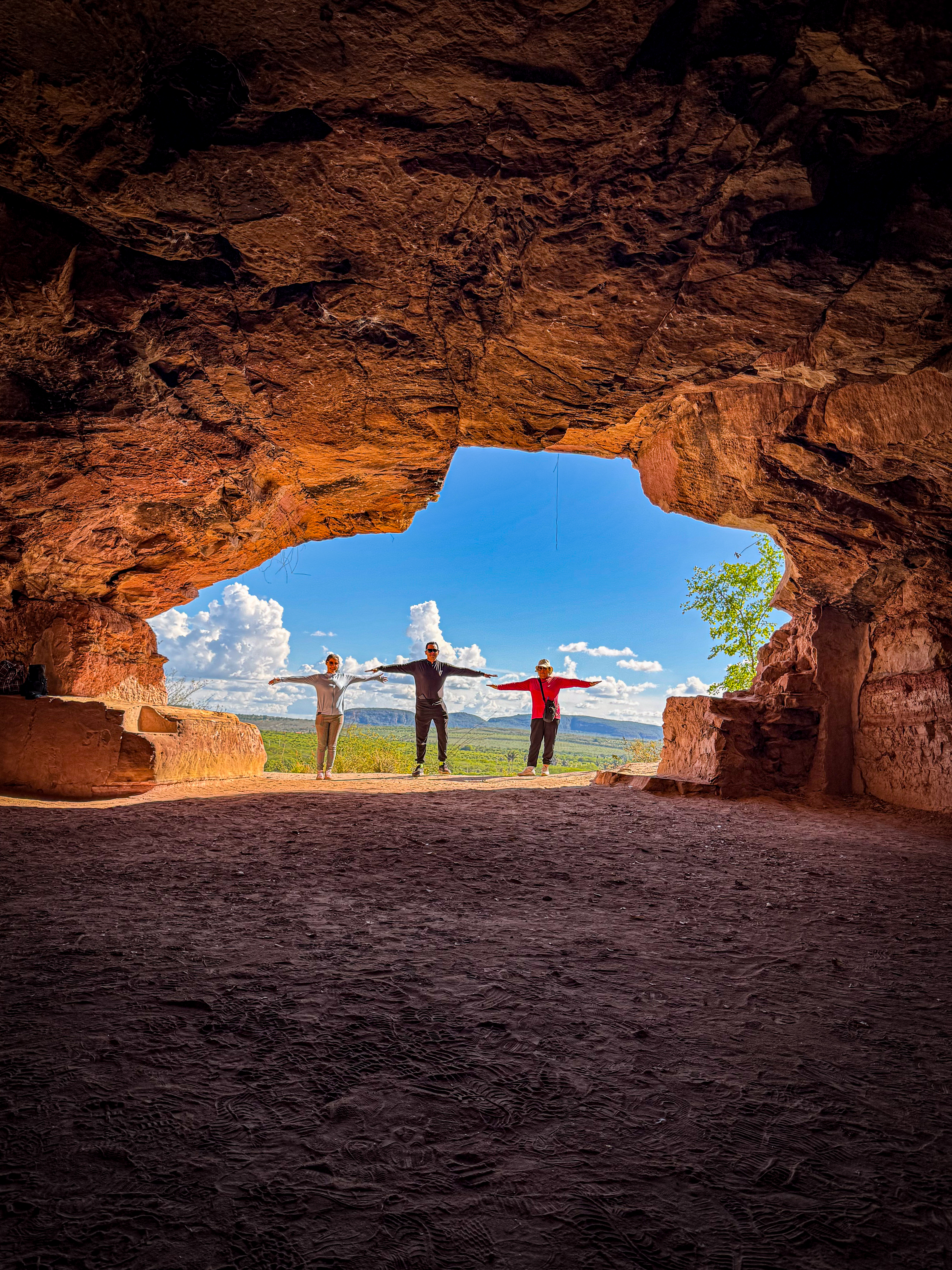Trilha da Caverna e Cachoeira